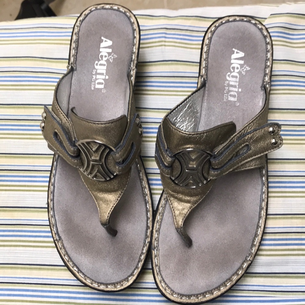 Algeria Wedge Slides